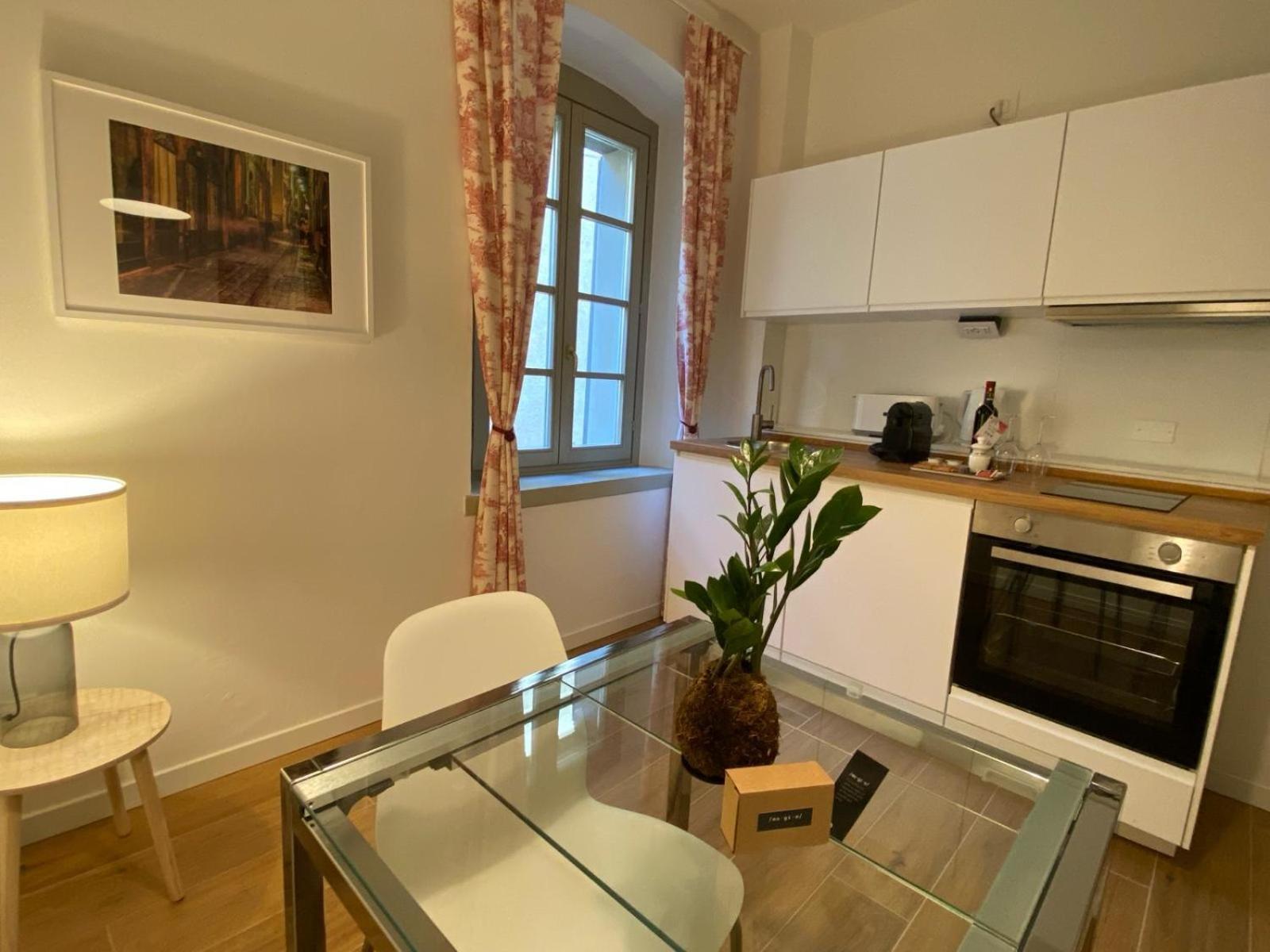 Wish Rooms Charme&Relax Bergamo Exteriör bild