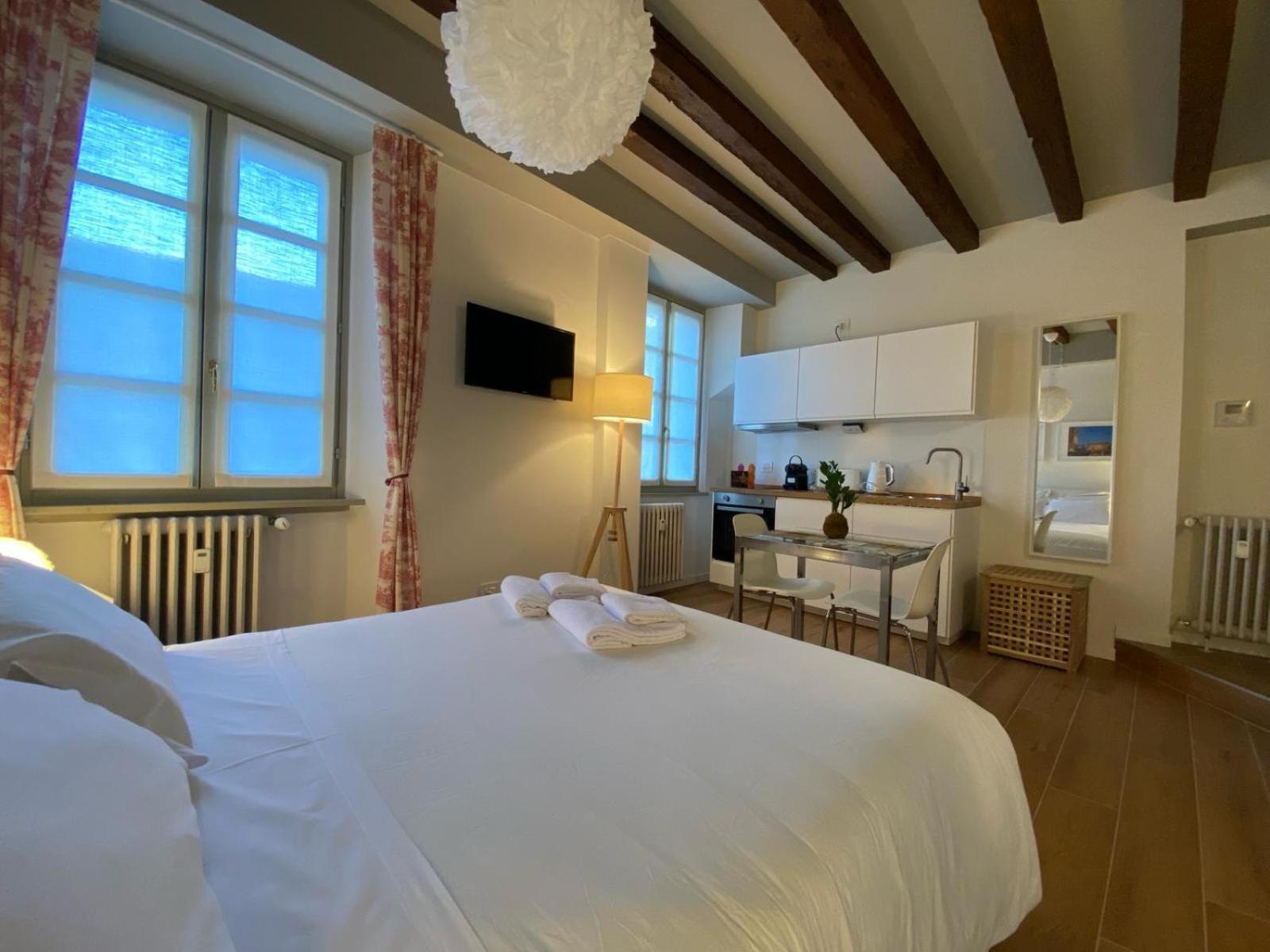 Wish Rooms Charme&Relax Bergamo Exteriör bild